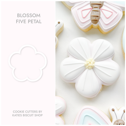 3D printed cookie utter in the shape of a five petal blossom 
